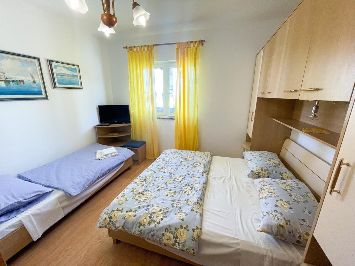Apartments Kira Dramalj Ngoại thất bức ảnh